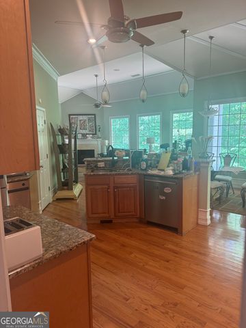 212 Amy Over Look, South Fulton, GA 30349