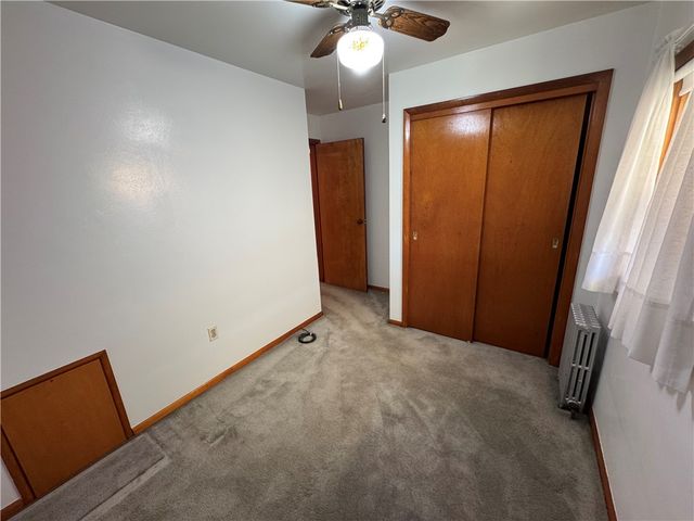 111 N Hitchman Street, Mt Pleasant Boro, PA 15666