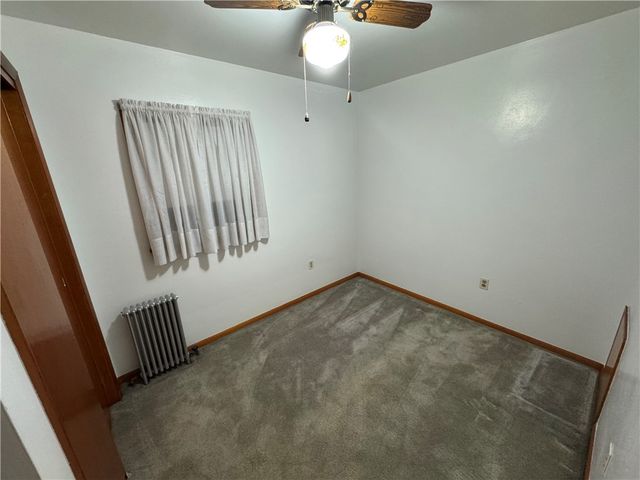 111 N Hitchman Street, Mt Pleasant Boro, PA 15666