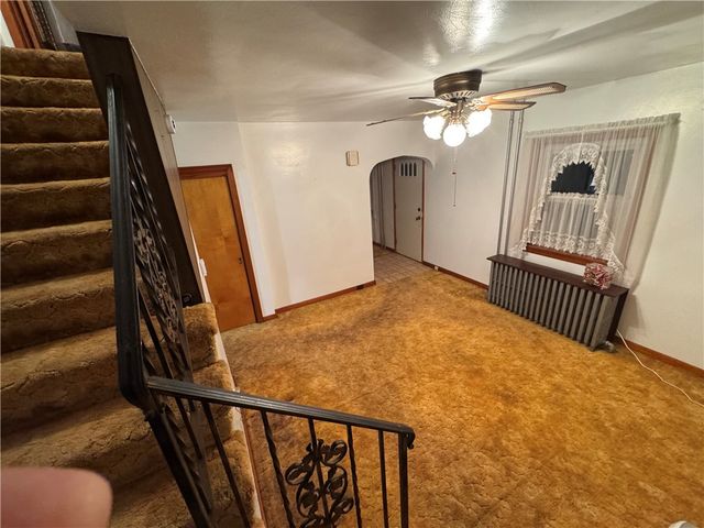 111 N Hitchman Street, Mt Pleasant Boro, PA 15666