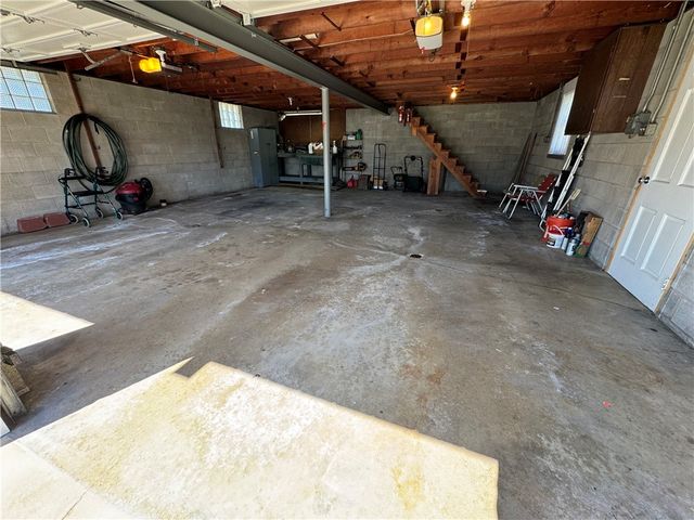 111 N Hitchman Street, Mt Pleasant Boro, PA 15666