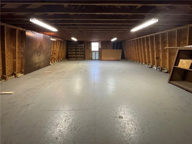 111 N Hitchman Street, Mt Pleasant Boro, PA 15666