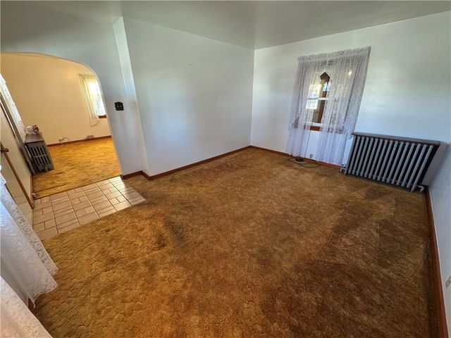 111 N Hitchman Street, Mt Pleasant Boro, PA 15666