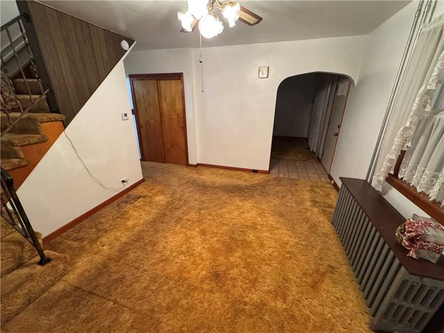 111 N Hitchman Street, Mt Pleasant Boro, PA 15666