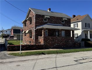 111 N Hitchman Street, Mt Pleasant Boro, PA 15666