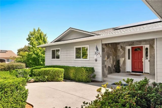 26 Regal Way, Oroville, CA 95966