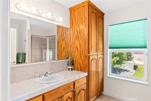 26 Regal Way, Oroville, CA 95966