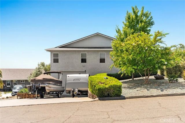26 Regal Way, Oroville, CA 95966