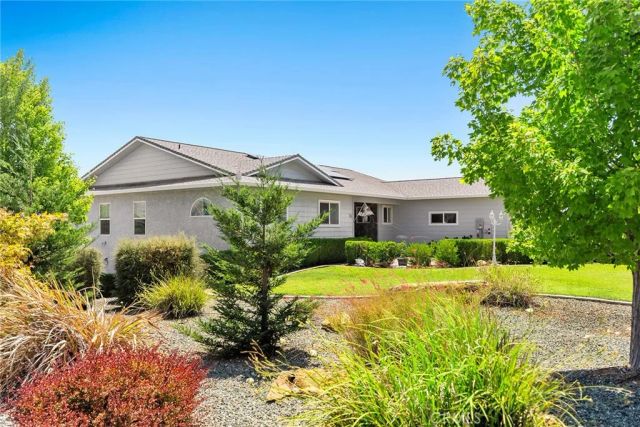 26 Regal Way, Oroville, CA 95966