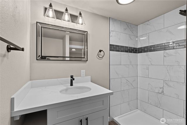 3546 Locust Avenue W, University Place, WA 98466