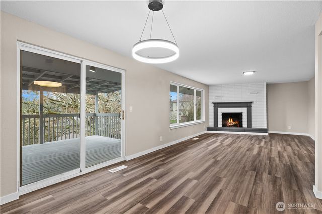 3546 Locust Avenue W, University Place, WA 98466