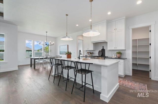 2047 E Blakehurst St, Kuna, ID 83634