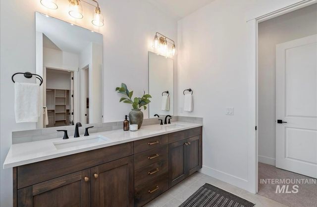 2047 E Blakehurst St, Kuna, ID 83634