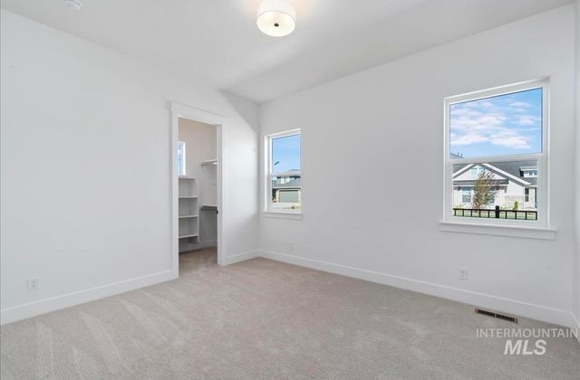 2047 E Blakehurst St, Kuna, ID 83634