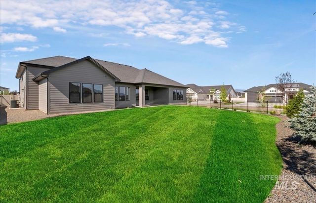 2047 E Blakehurst St, Kuna, ID 83634