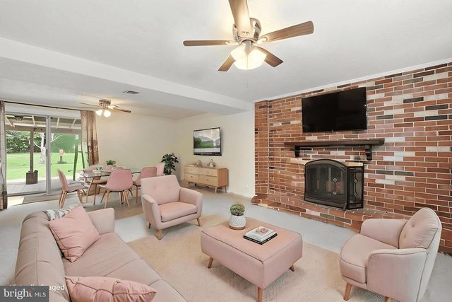 4527 GLENDALE RD, Woodbridge, VA 22193