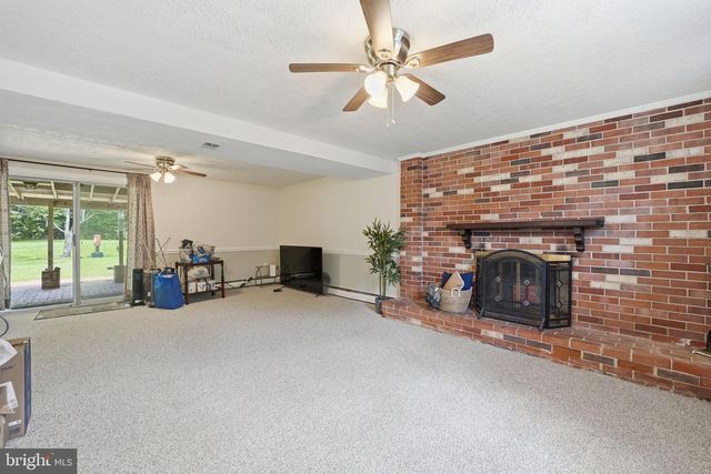 4527 GLENDALE RD, Woodbridge, VA 22193