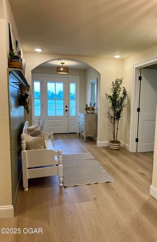 13341 Knoll Road, Carthage, MO 64836