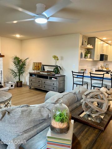 13341 Knoll Road, Carthage, MO 64836