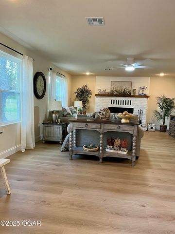 13341 Knoll Road, Carthage, MO 64836