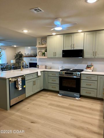 13341 Knoll Road, Carthage, MO 64836