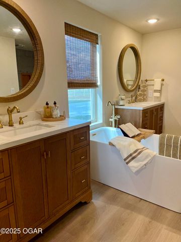 13341 Knoll Road, Carthage, MO 64836