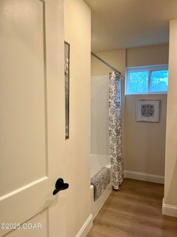 13341 Knoll Road, Carthage, MO 64836