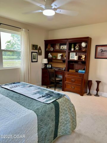 13341 Knoll Road, Carthage, MO 64836