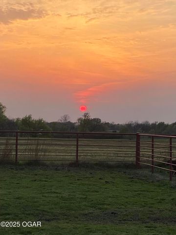 13341 Knoll Road, Carthage, MO 64836