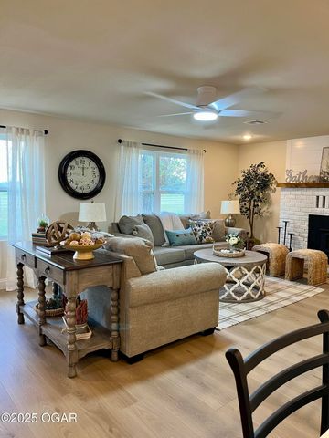 13341 Knoll Road, Carthage, MO 64836