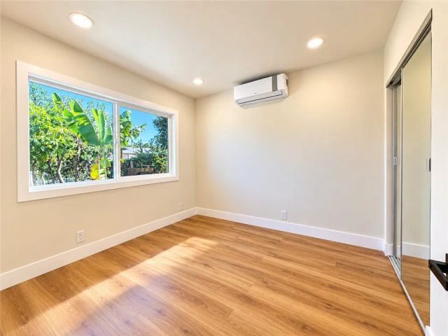 2128 N Bristol, Santa Ana, CA 92706