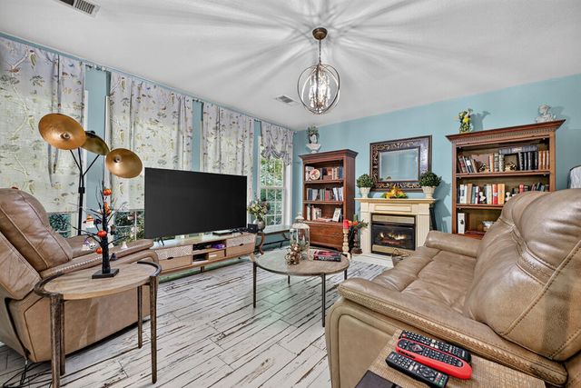 55 Westward Lane, Blue Ridge, GA 30513