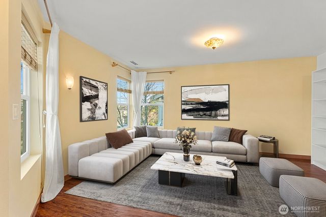 34419 SE Dio Street, Snoqualmie, WA 98065