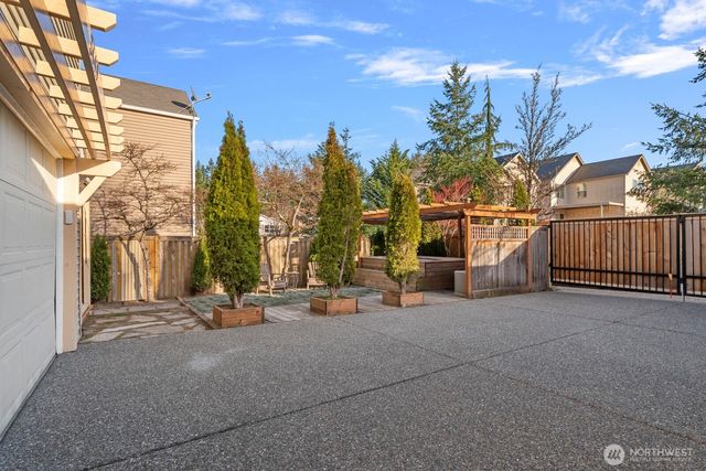 34419 SE Dio Street, Snoqualmie, WA 98065