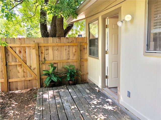 2108 Conestoga TRL A, Austin, TX 78744