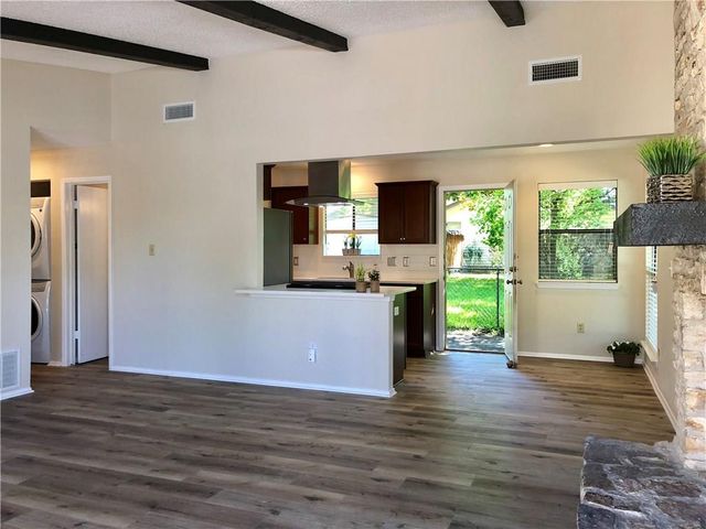 2108 Conestoga TRL A, Austin, TX 78744