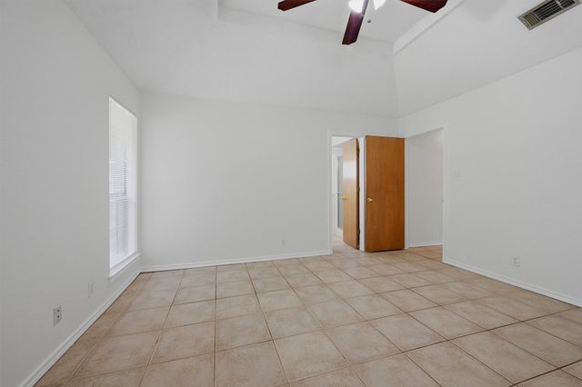 742 S Valentine Drive, Sherman, TX 75090