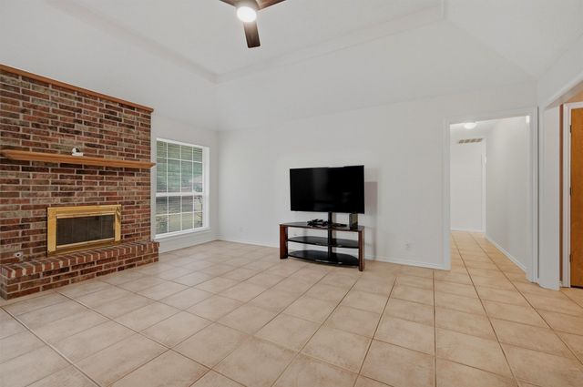 742 S Valentine Drive, Sherman, TX 75090