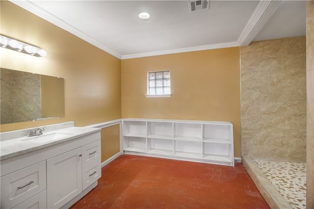 5305 Surrey, Corpus Christi, TX 78415