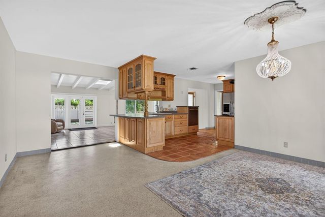2580 SE 5th Court, Pompano Beach, FL 33062
