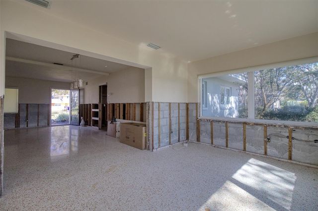 5 SHORE DRIVE, Dunedin, FL 34698