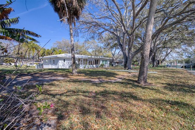5 SHORE DRIVE, Dunedin, FL 34698
