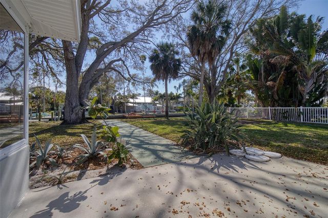 5 SHORE DRIVE, Dunedin, FL 34698