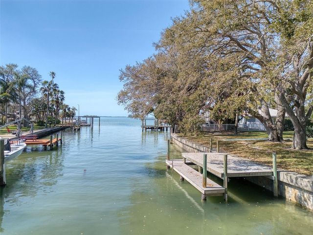 5 SHORE DRIVE, Dunedin, FL 34698