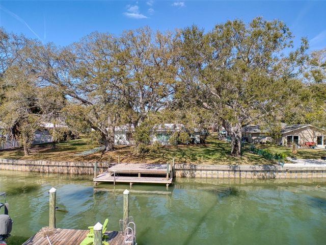 5 SHORE DRIVE, Dunedin, FL 34698