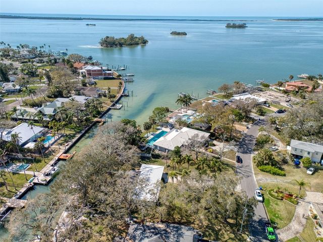 5 SHORE DRIVE, Dunedin, FL 34698