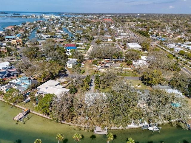 5 SHORE DRIVE, Dunedin, FL 34698