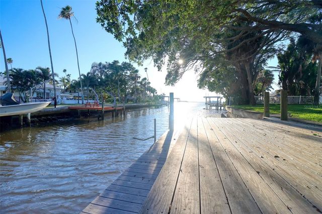 5 SHORE DRIVE, Dunedin, FL 34698