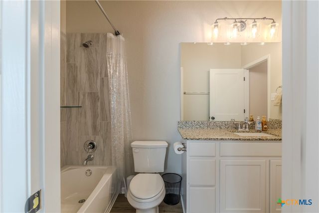 707 Winscott Avenue, Temple, TX 76502
