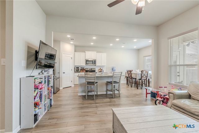 707 Winscott Avenue, Temple, TX 76502